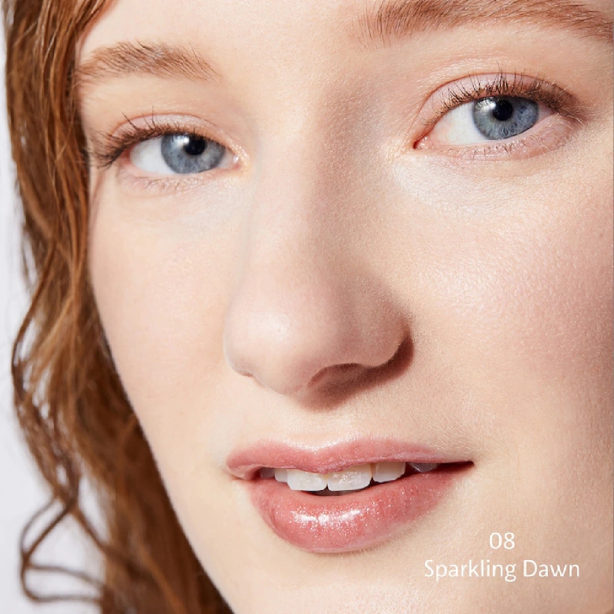 OUTRAGEOUS PLUMP LIP GLOSS (BRILLO LABIAL)